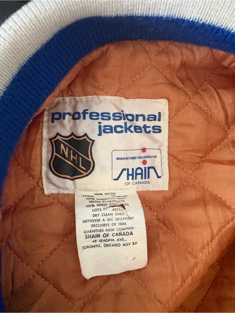 RARE Vintage Toronto Maple Leafs Men's Quilted Lining Blue Satin Bomber Jacket - Picture 12 of 12
